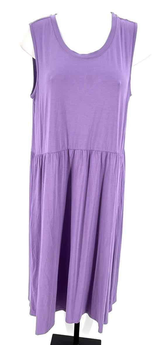 Size L LOGO Lavender Dress