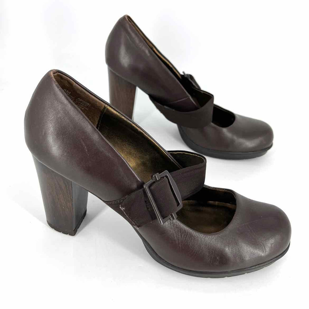 Shoe Size 8 Kenneth Cole Brown Leather Pumps