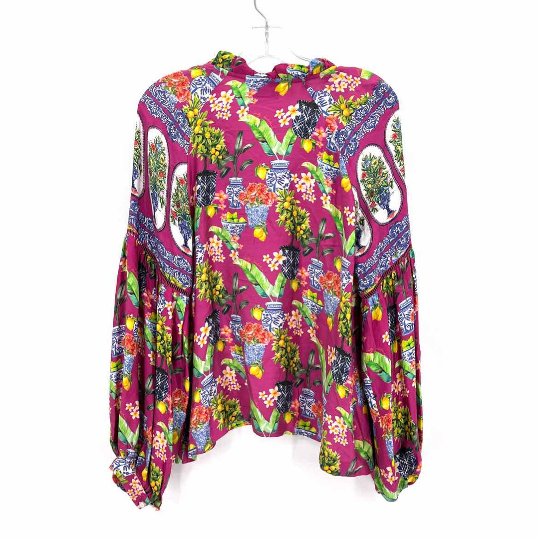 Size M Purple Print Shirt