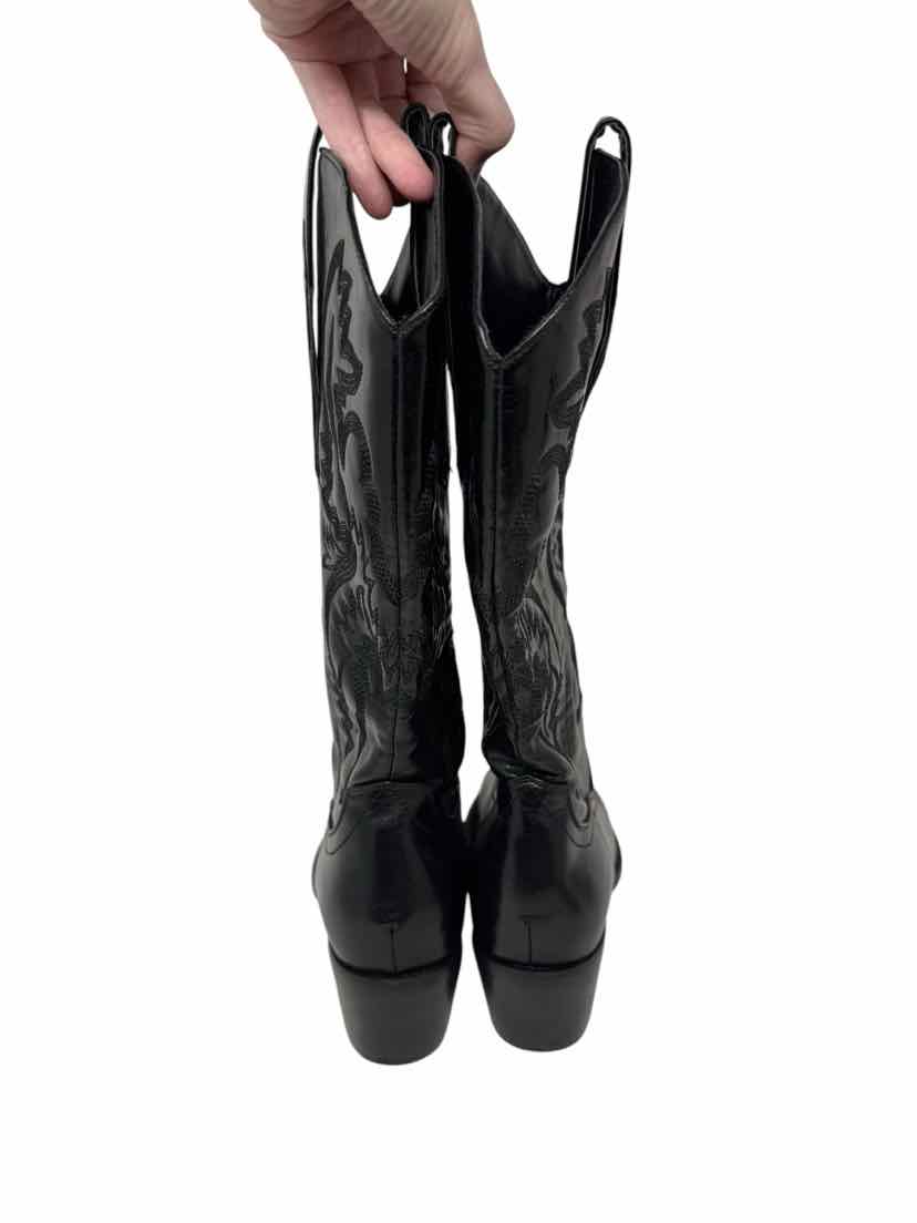 Shoe Size 8 Black Boots