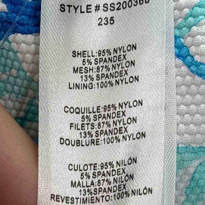 Size L TOMMY BAHAMA Blue Print Skirt