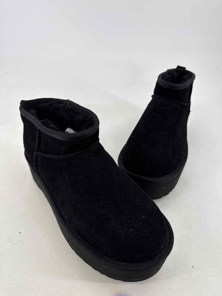 Shoe Size 9 Ugg Black Suede Boots