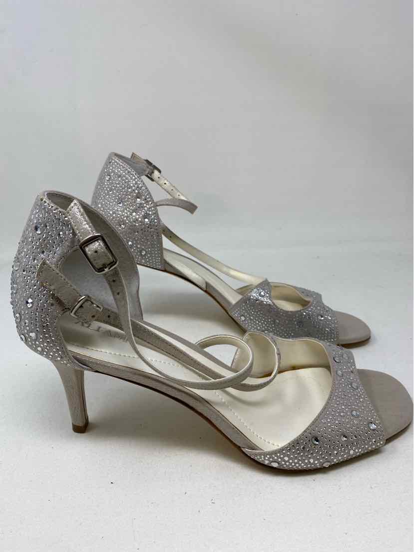 Shoe Size 11 ALFANI Silver Sandals