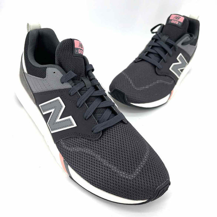 Shoe Size 11 New Balance Charcoal Mesh Sneakers