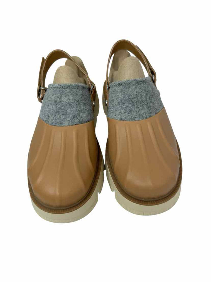 Shoe Size 8.5 Sorel Gray Flats