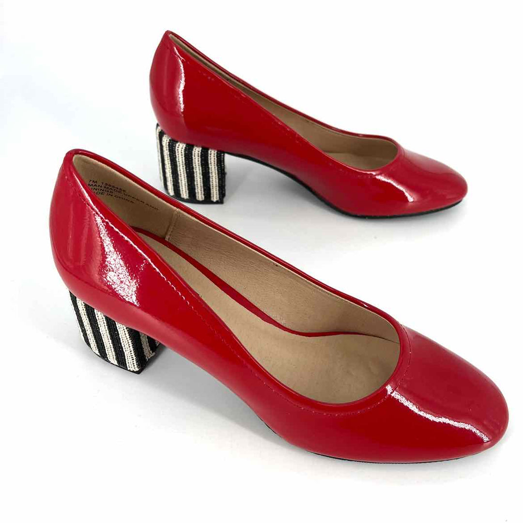 Shoe Size 7 Red PATENT Pumps