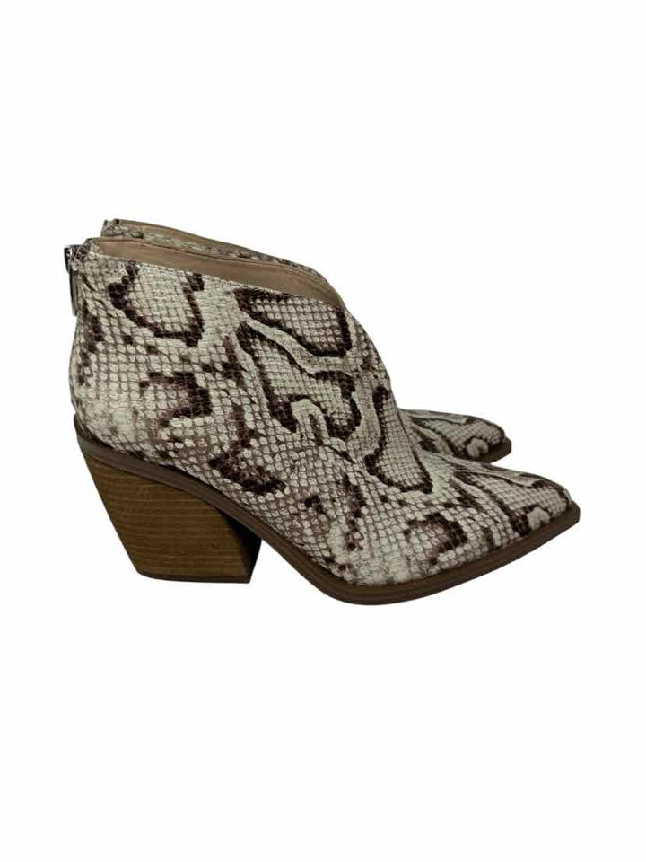 Shoe Size 9.5 Vince Camuto Tan Boots