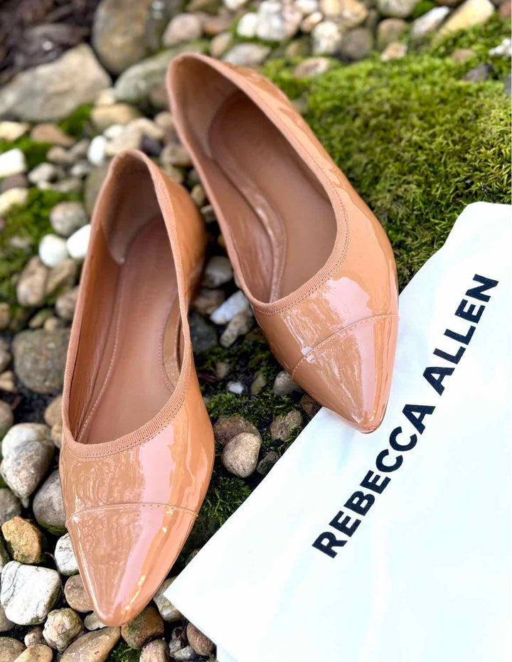 Shoe Size 8 Tan PATENT Flats