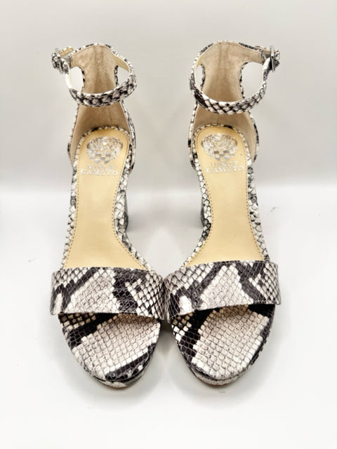 Shoe Size 7 Vince Camuto Black Pumps