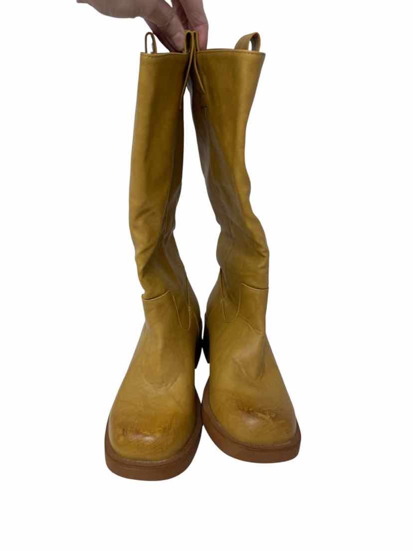 Shoe Size 5.5 Tan Boots