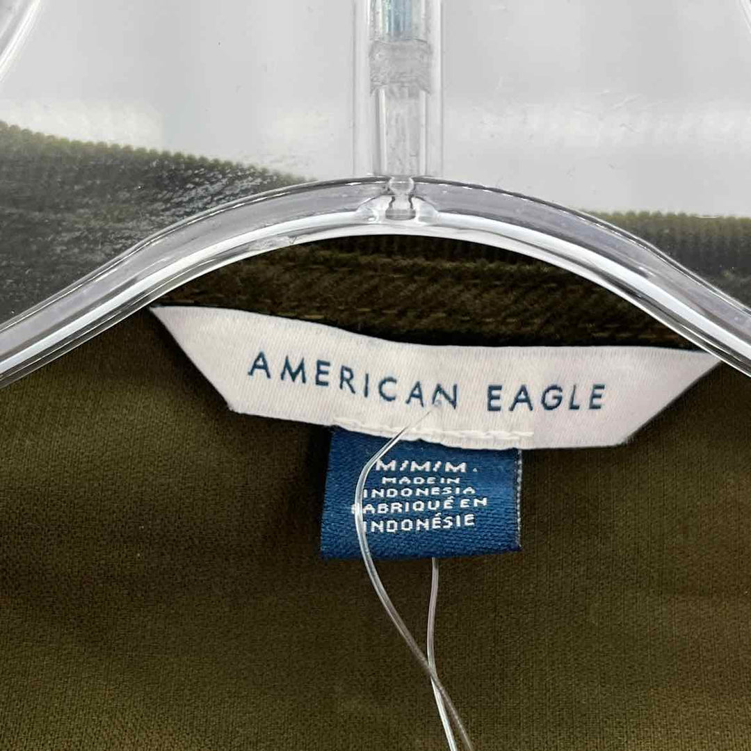 Size M AMERICAN EAGLE Olive Corduroy Shirt