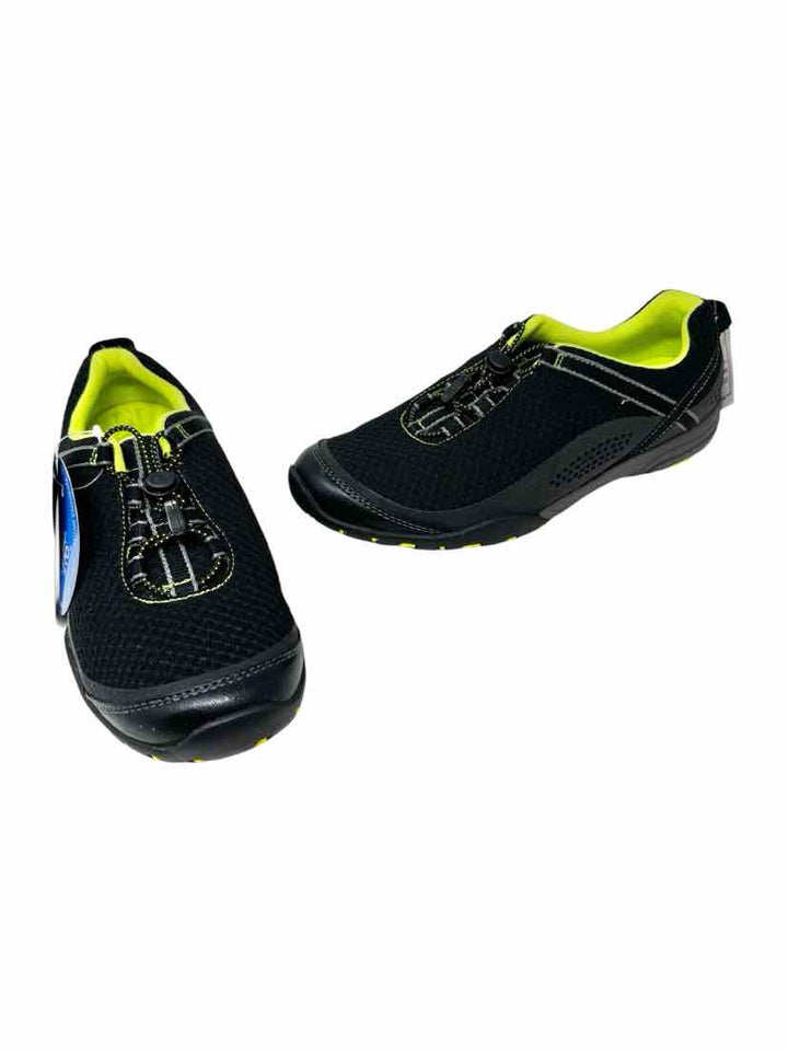 Shoe Size 8 CLARKS Black Sneakers
