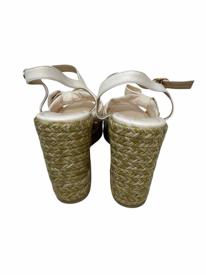 Shoe Size 8.5 Stuart Weitzman Pink Sandals