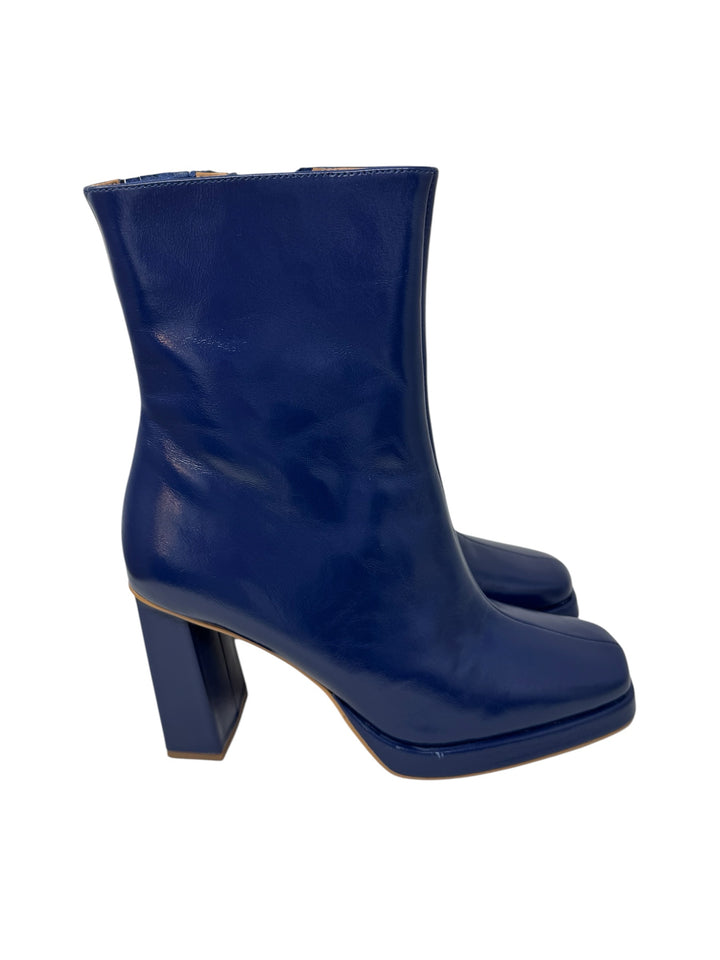 Shoe Size 10 Steve Madden Blue PATENT Boots