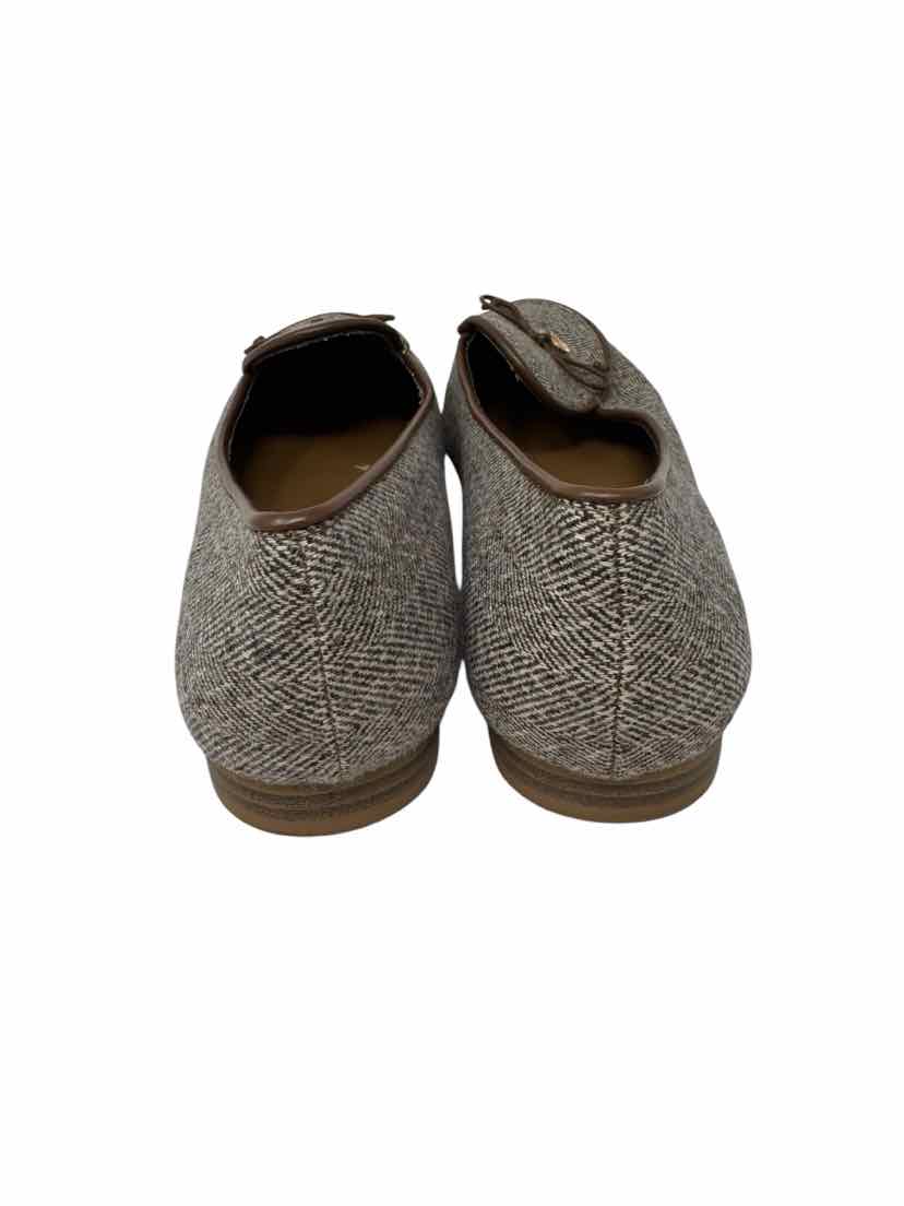 Shoe Size 9 NAUTICA Tan Flats