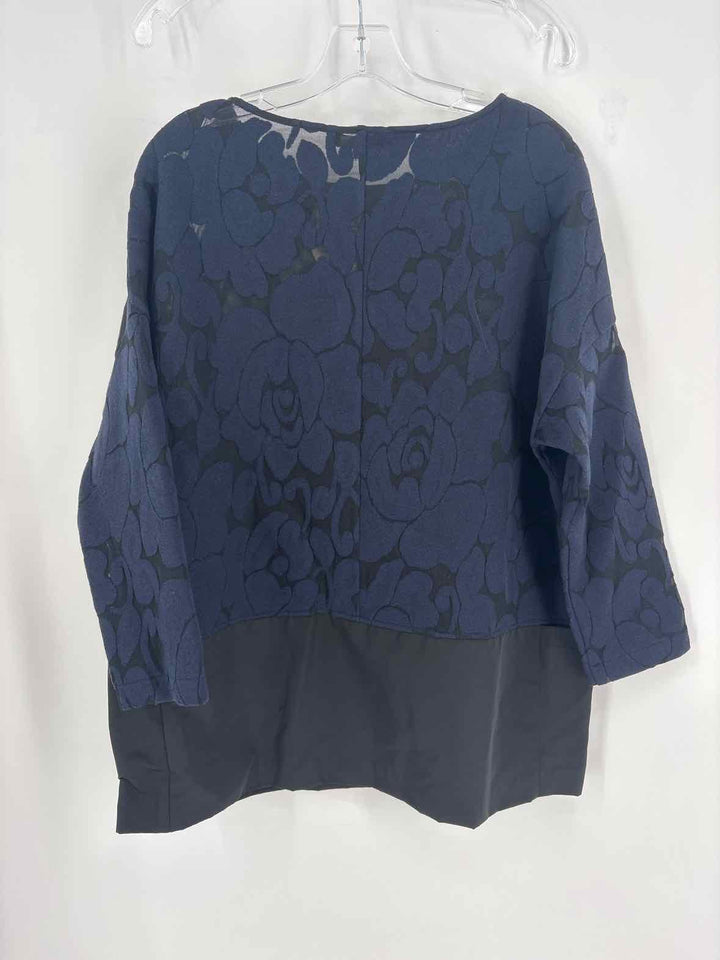 Size M/L LAFAYETTE Navy Shirt