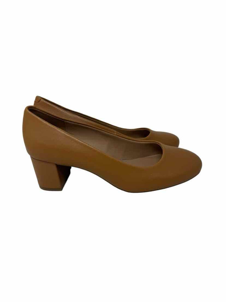 Shoe Size 8 AEROSOLES Tan Leather Pumps