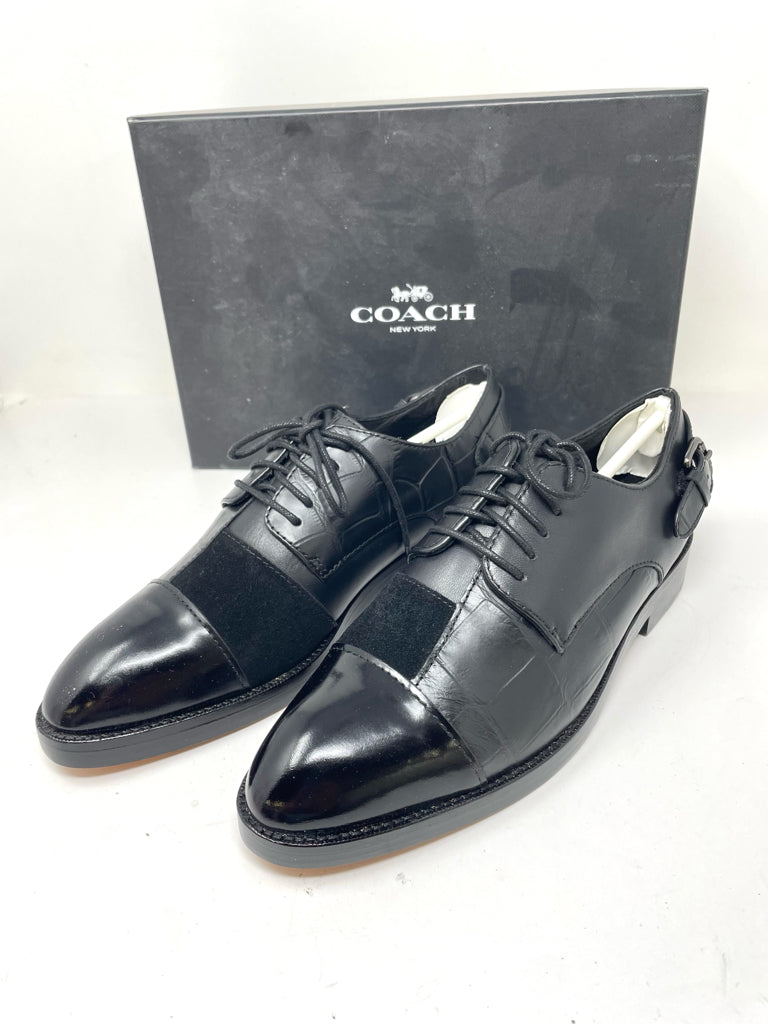 Shoe Size 6 Coach Black Flats