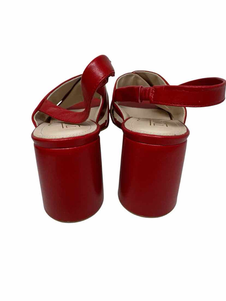 Shoe Size 39 Red Sandals