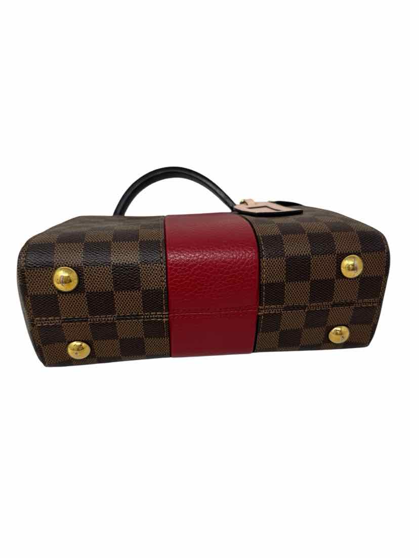 Louis Vuitton Luxury - Purse