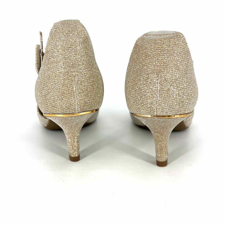 Shoe Size 9.5 Anne Klein Gold Pumps