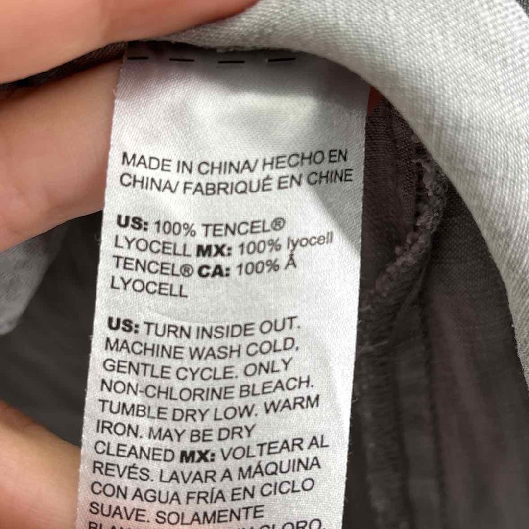 Size L Chico's Gray Shirt