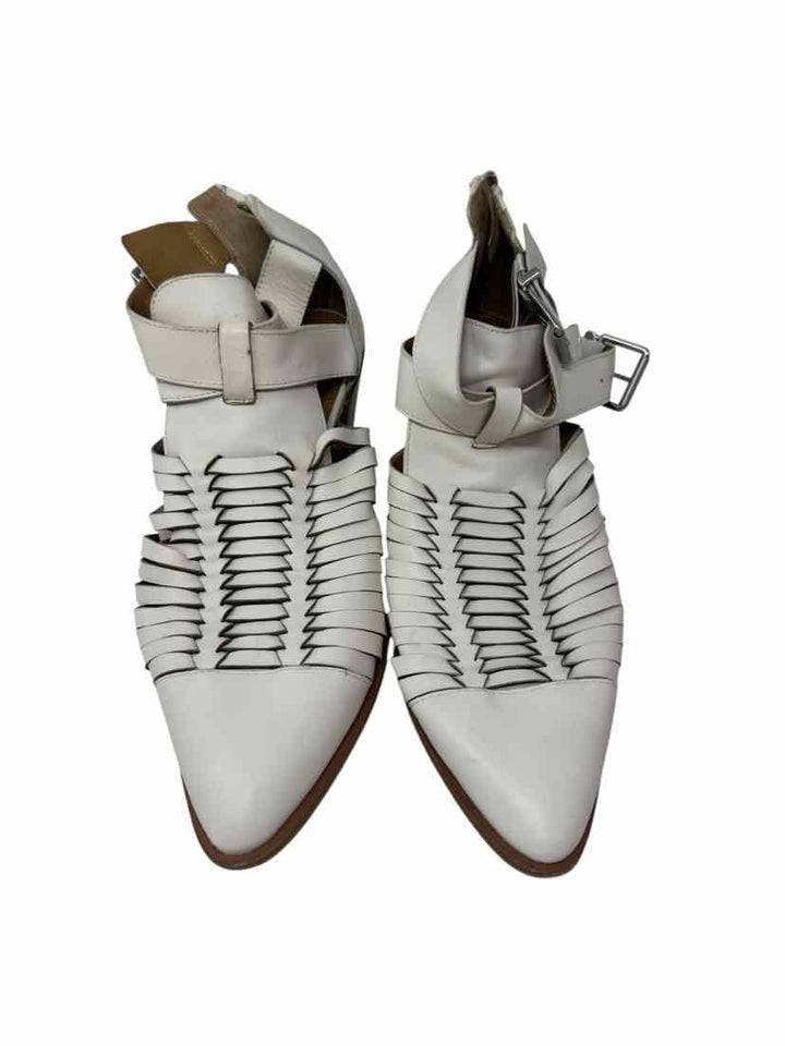 Shoe Size 10 Gianni Bini Cream Boots