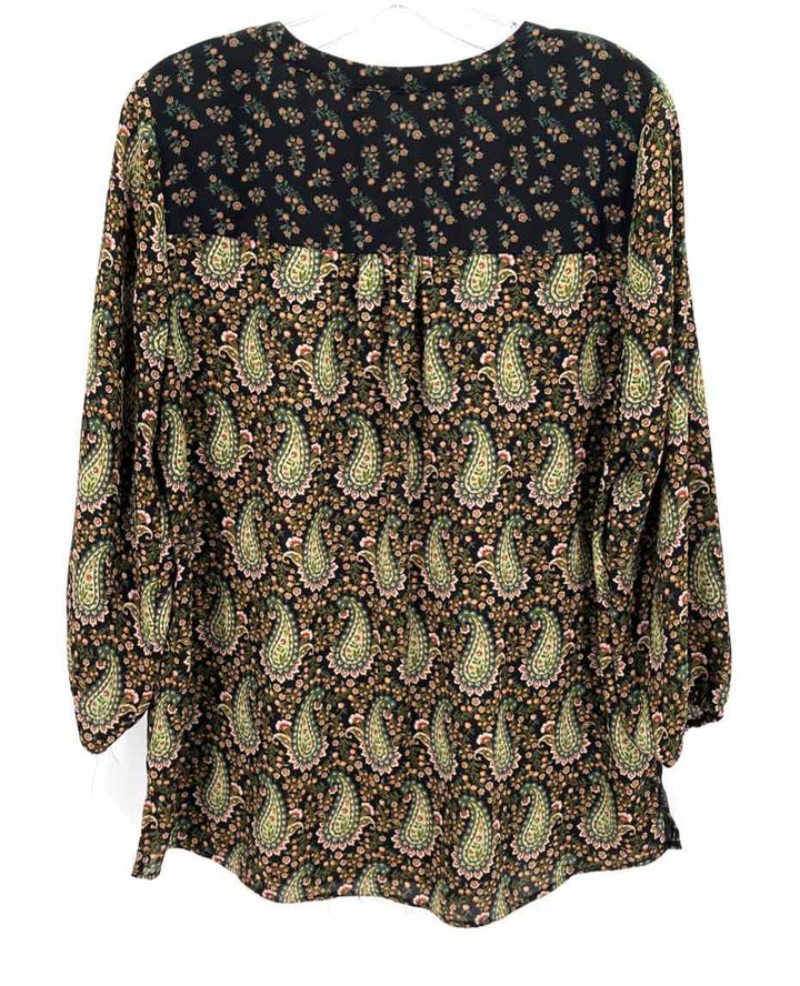 Size L DR2 Multi-Color Shirt