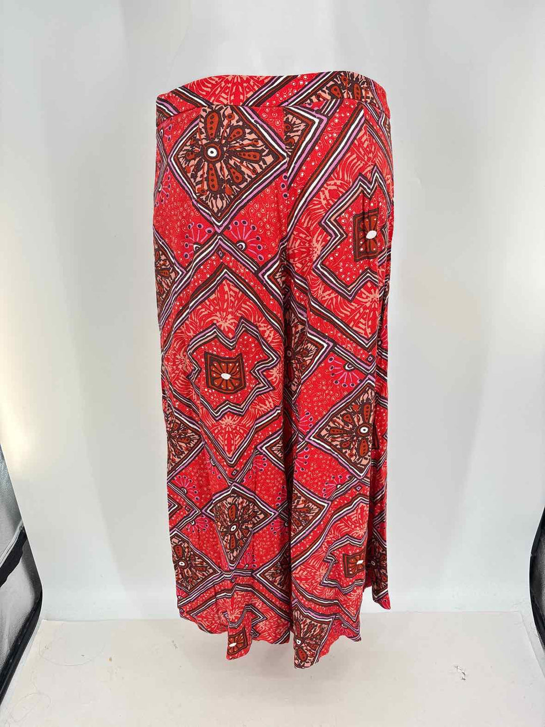 Size 4 Anthropologie Red Print Skirt