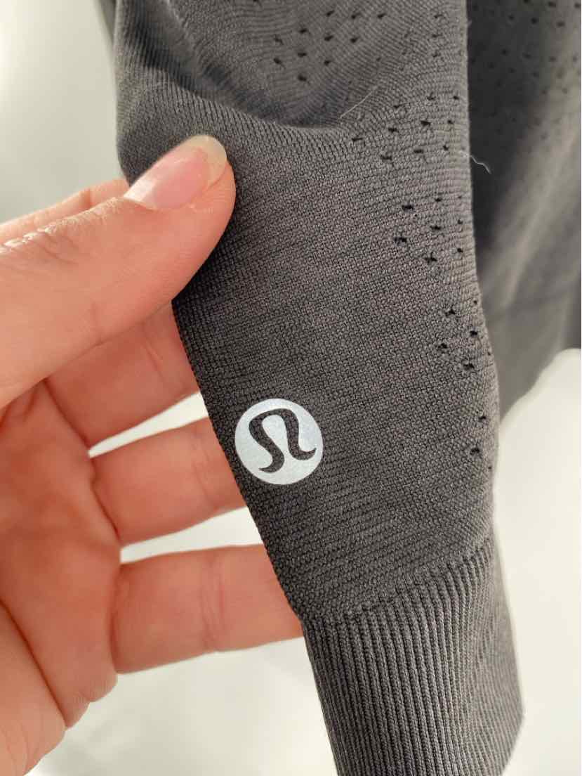 Size M Lululemon Black Shirt
