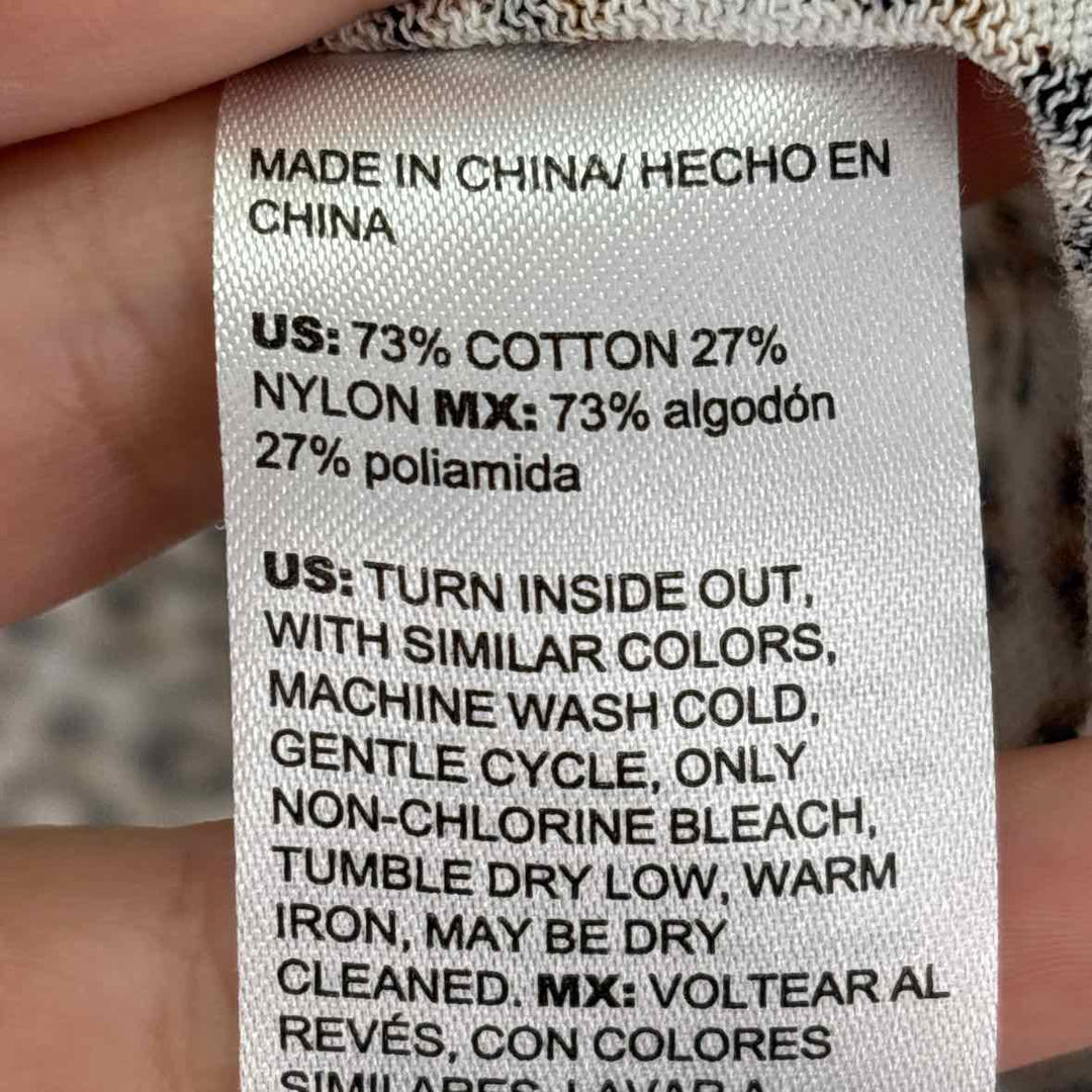 Size M Chico's Multi-Color Knit Cardigan