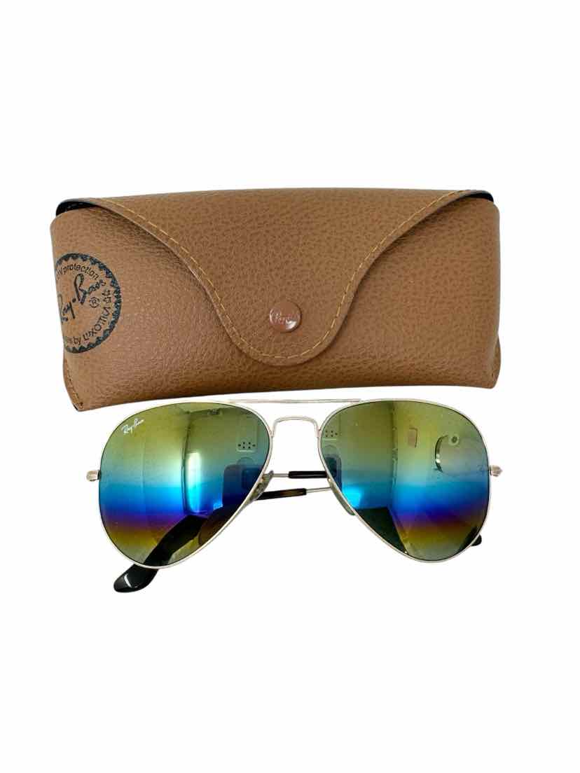 RAY BAN Sunglasses