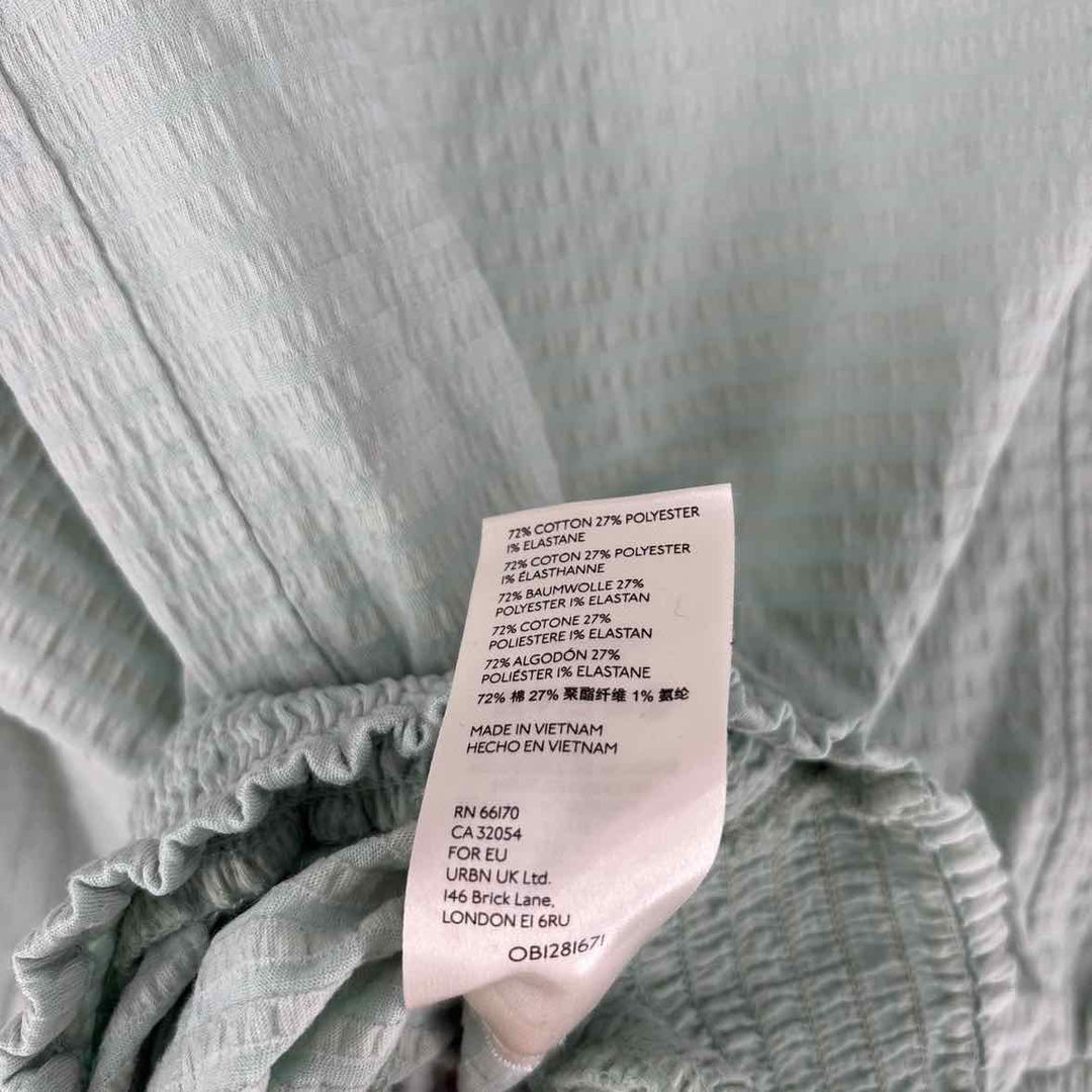 Size M Anthropologie Green Shirt
