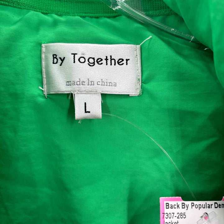 Size L Green Jacket