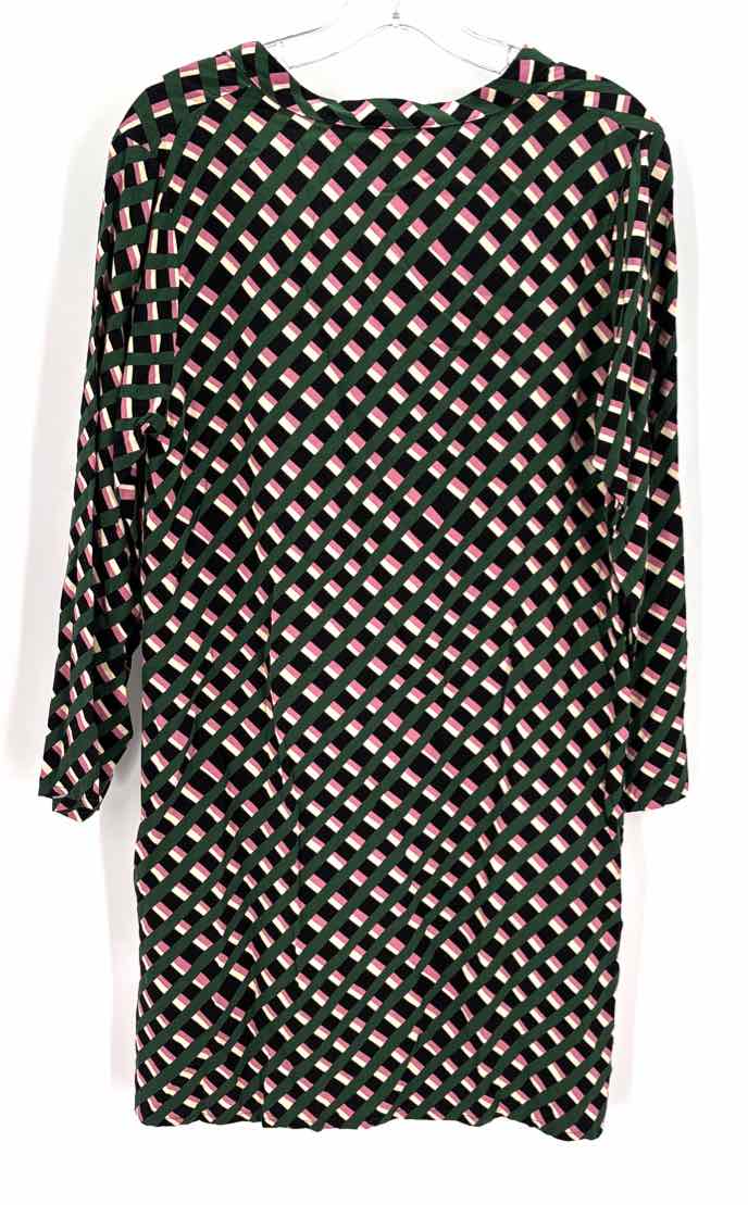 Size M Green Dress