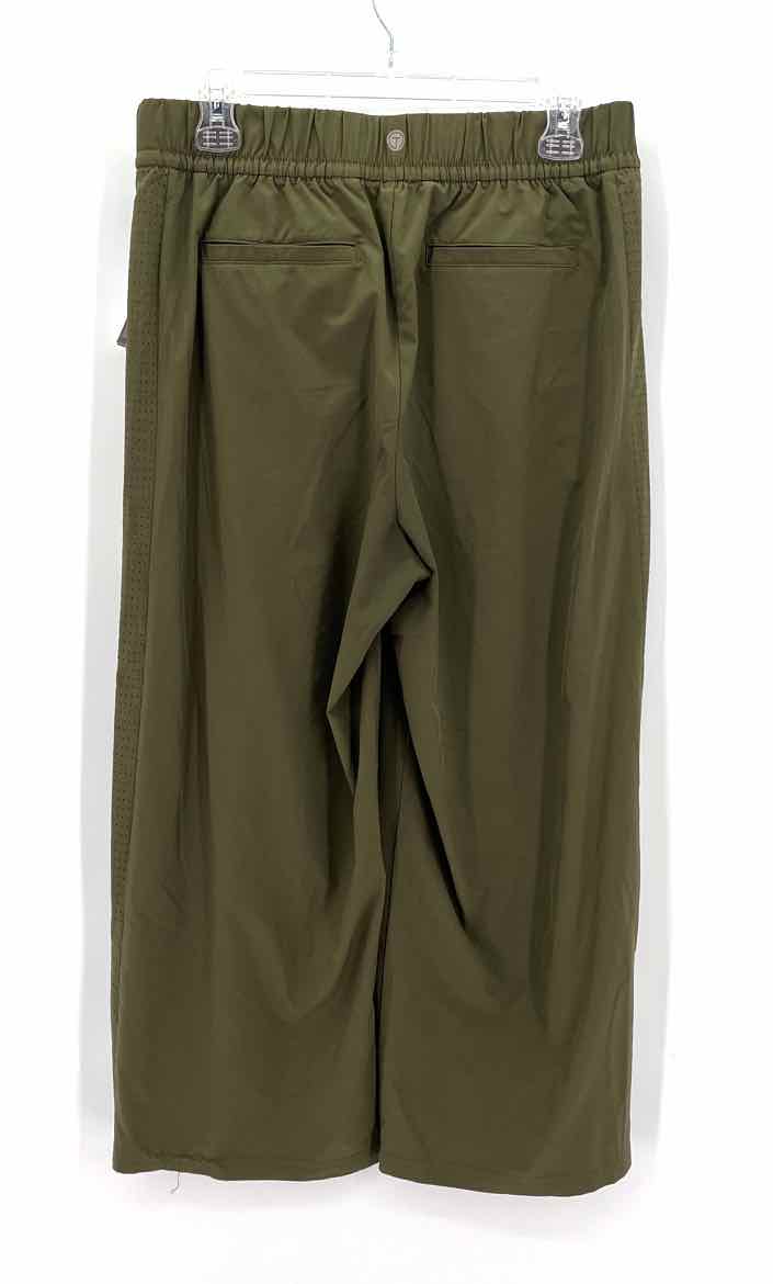 Size M Talbots Olive Capri