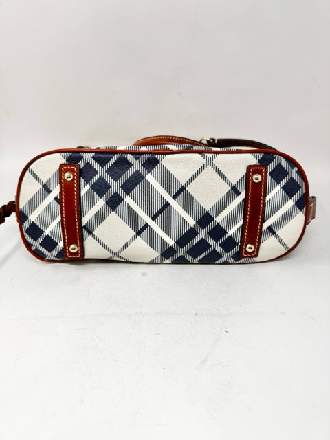 Dooney & Bourke Purse