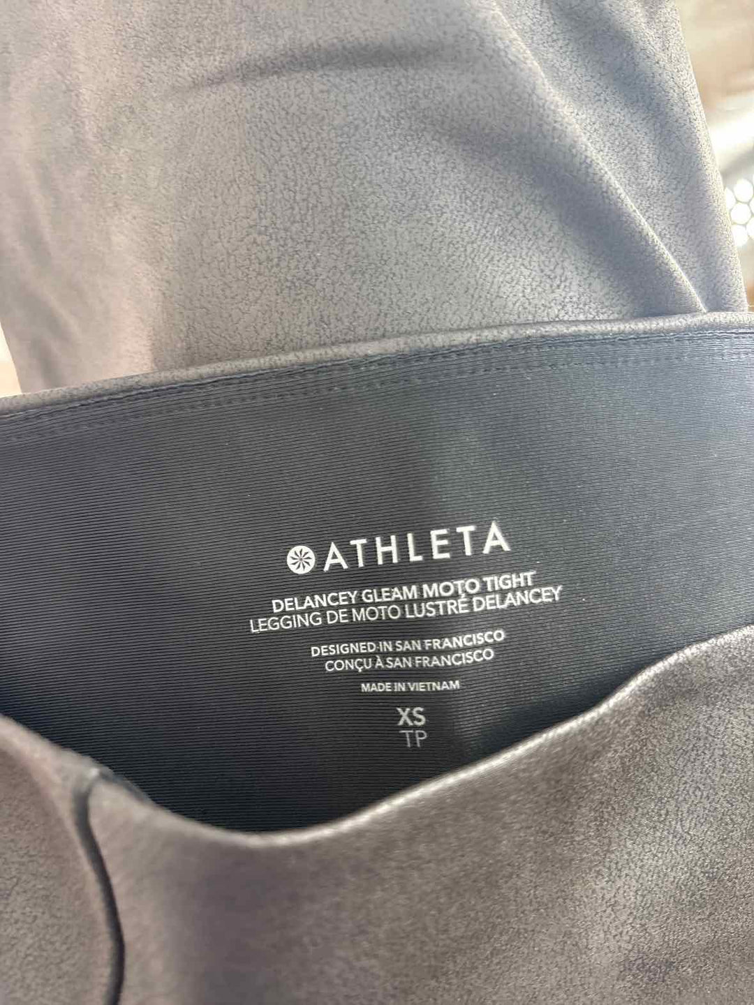 Size XS Athleta Black Leggings