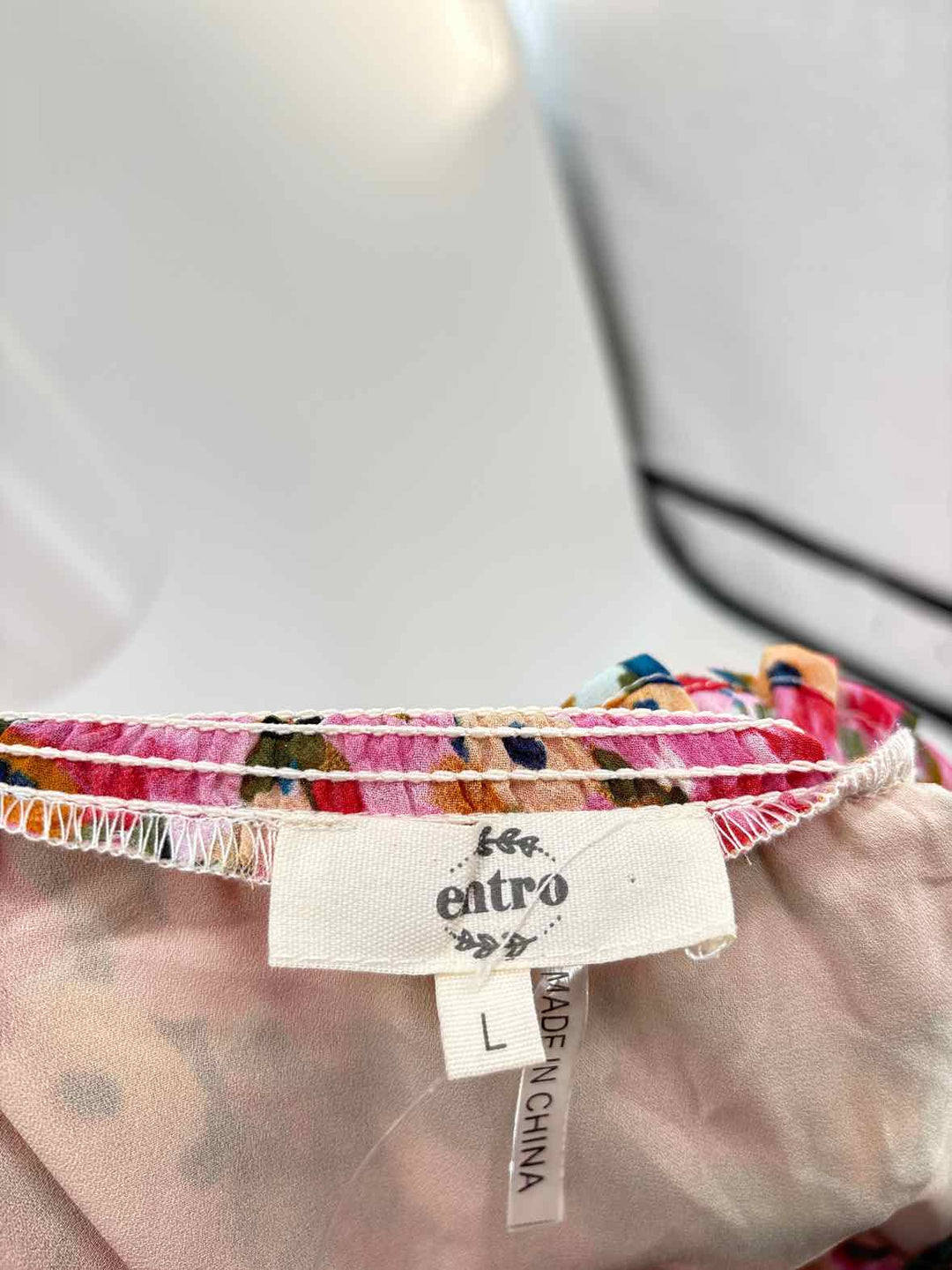 Size L ENTRO Red Shirt