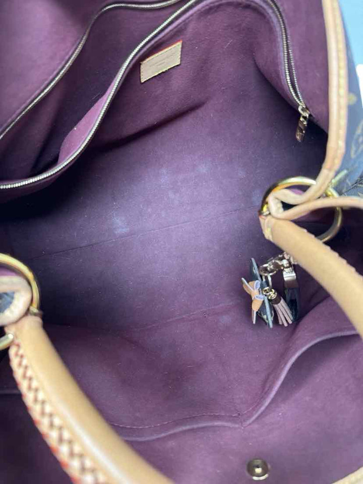 Louis Vuitton Purse