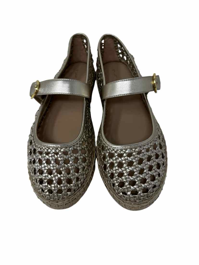 Shoe Size 8 Stuart Weitzman Gold Flats