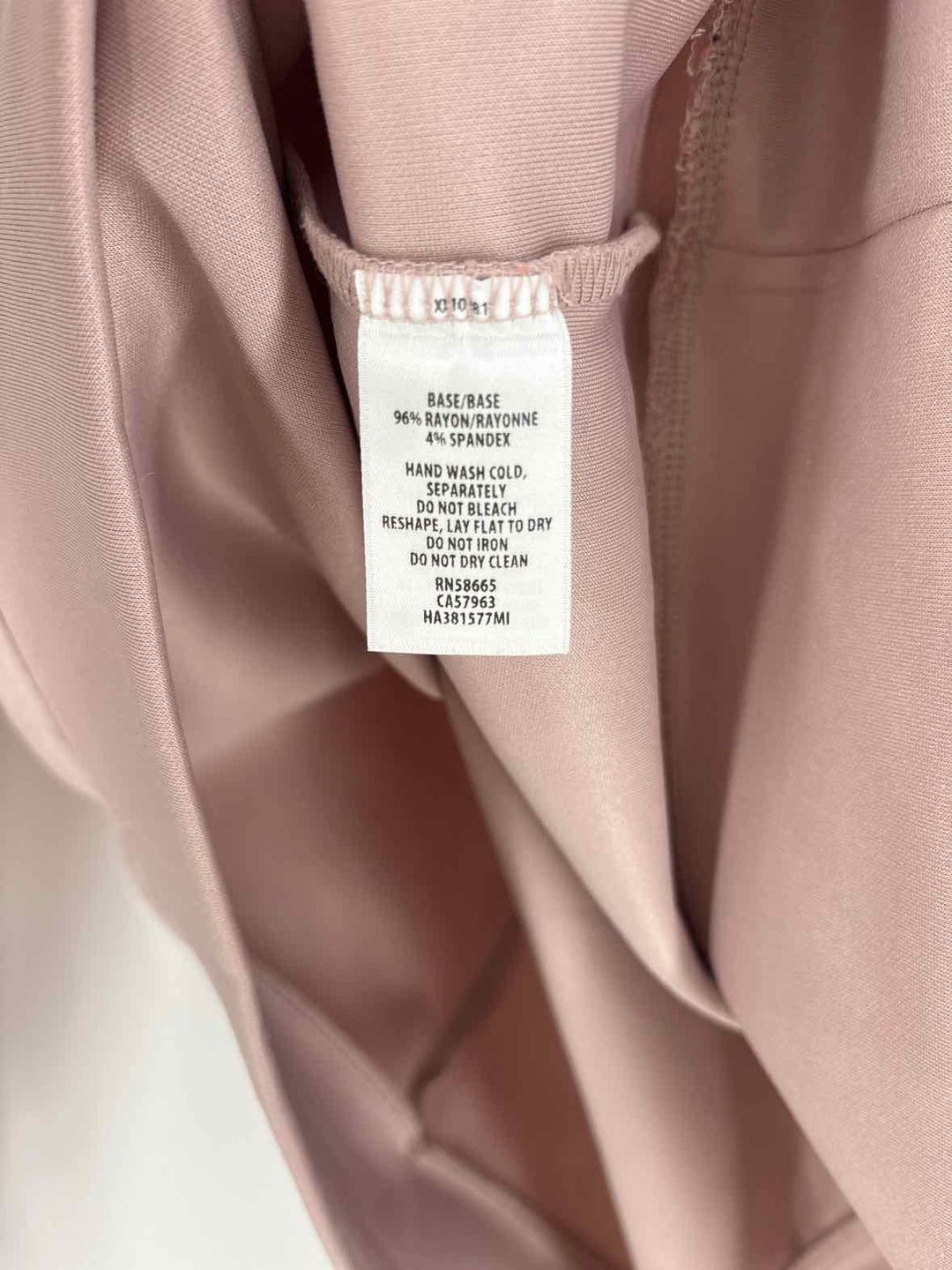 Size S HALOGEN Mauve Shirt