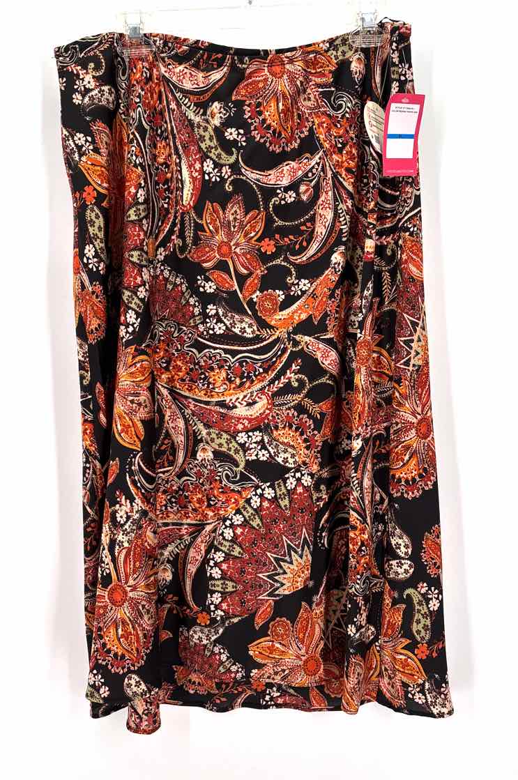 Size XL Vince Camuto Multi-Color Skirt