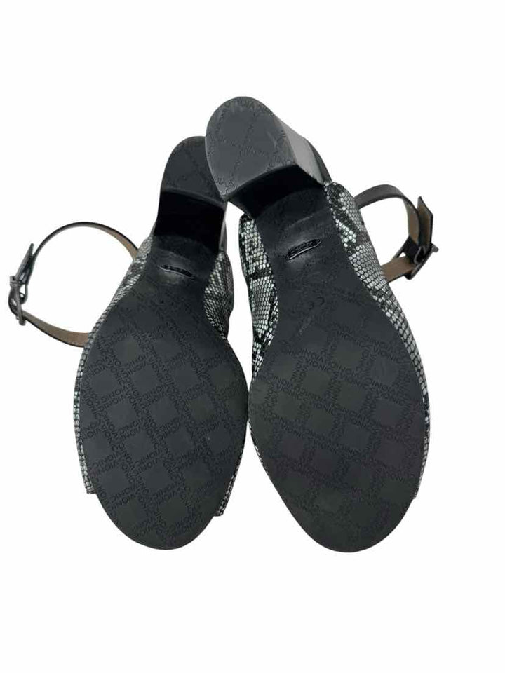 Shoe Size 9 VIONIC Black Print Boots