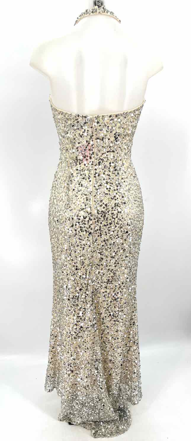 Size 4 MAC DUGGAL Silver Sequined Dress