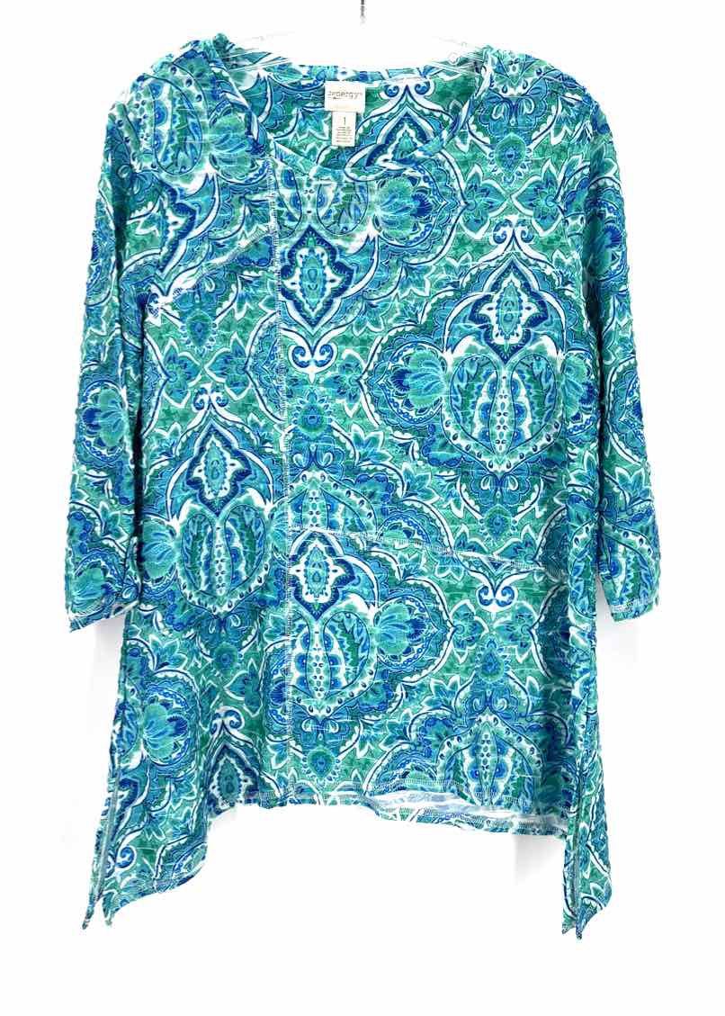 Size M Chico's Multi-Color Knit Shirt