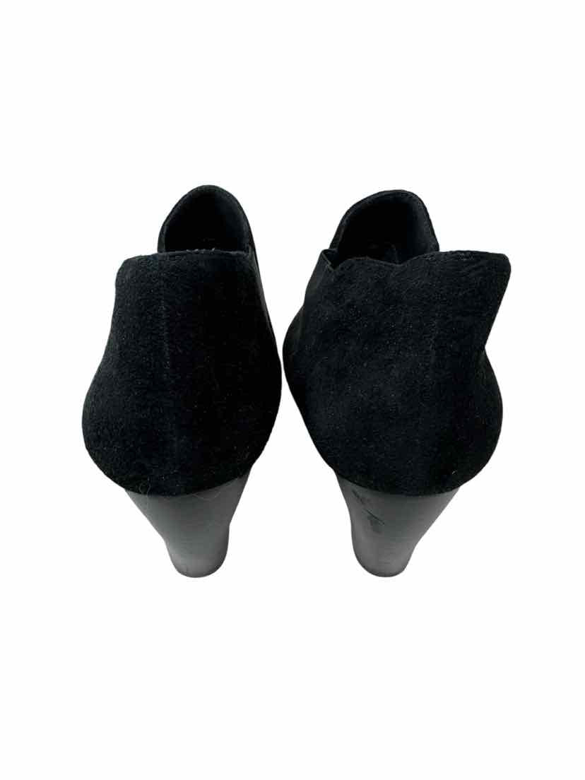 Shoe Size 6.5 VAN ELI Black Suede Boots