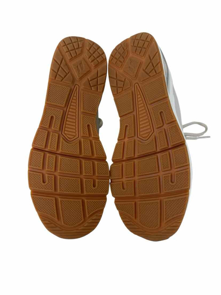 Shoe Size 9 Sketchers Cream Sneakers