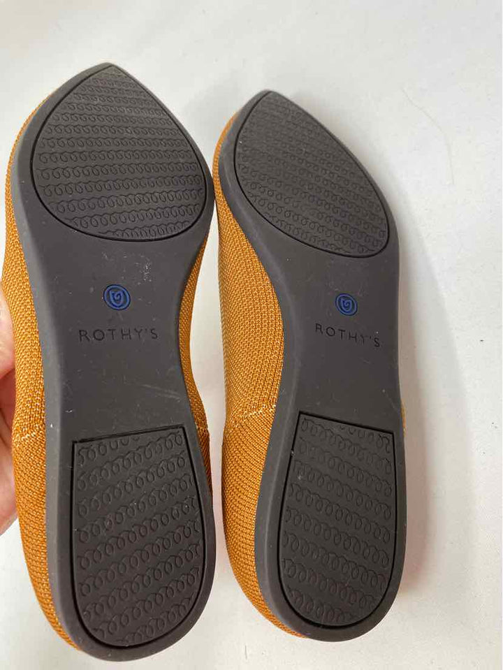 Shoe Size 8.5 ROTHY'S Tan Flats