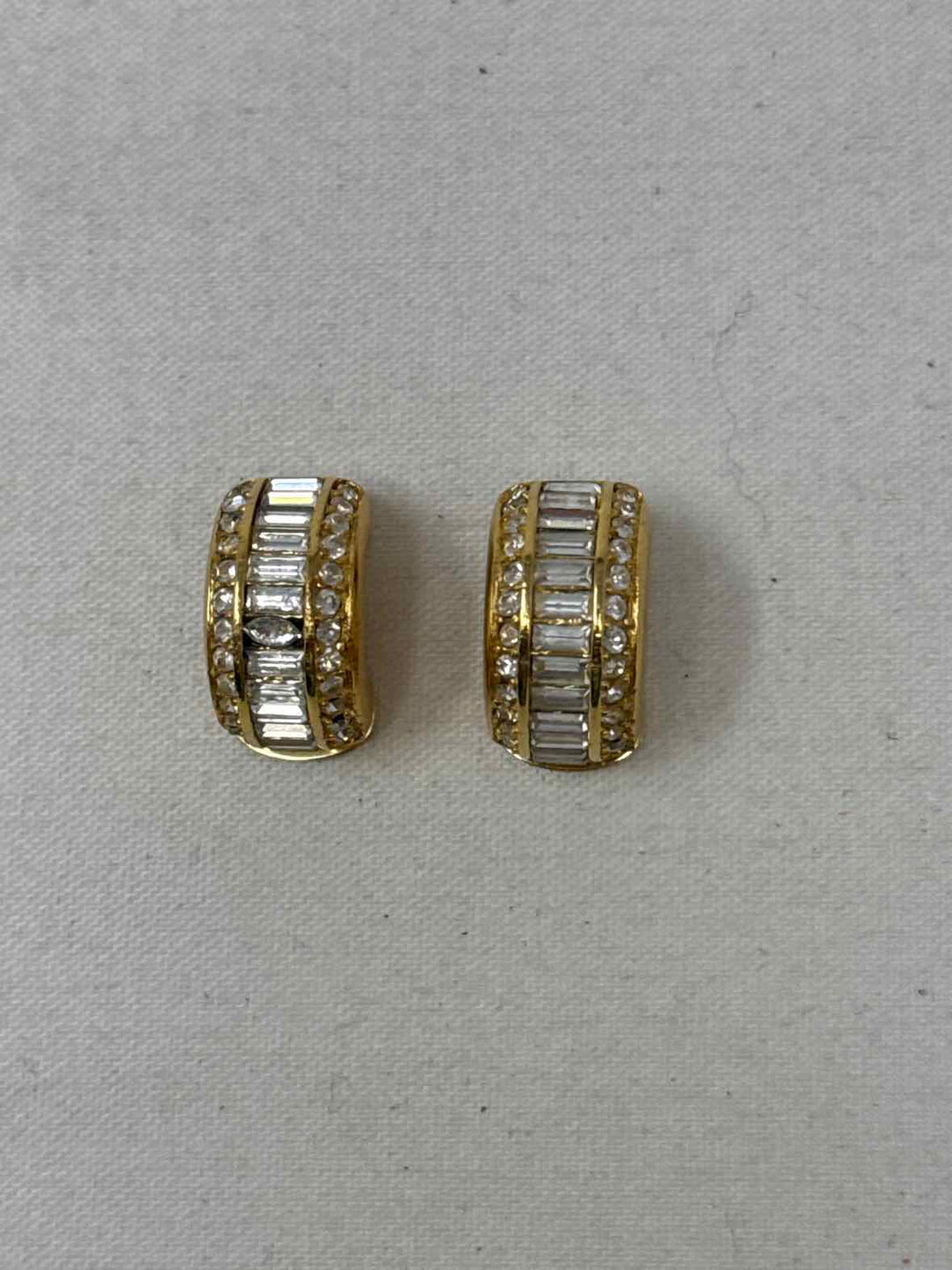CHRISTIAN DIOR Earrings